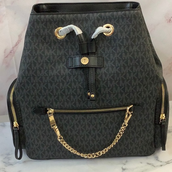 NWT Michael Kors Large Signature PVC with Chain Shoulder Backpack - Picture 2 of 8